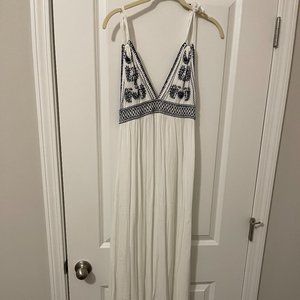 Lulu's Lovely Ivory Maxi Dress Size S Blue/White